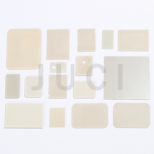 Aluminum nitride ceramic substrate Aluminum nitride ceramic substrate